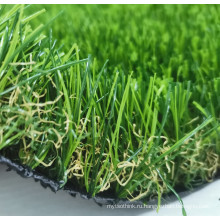 циновка травы сада зеленого цвета на открытом воздухе искусственная для озеленения лужайки